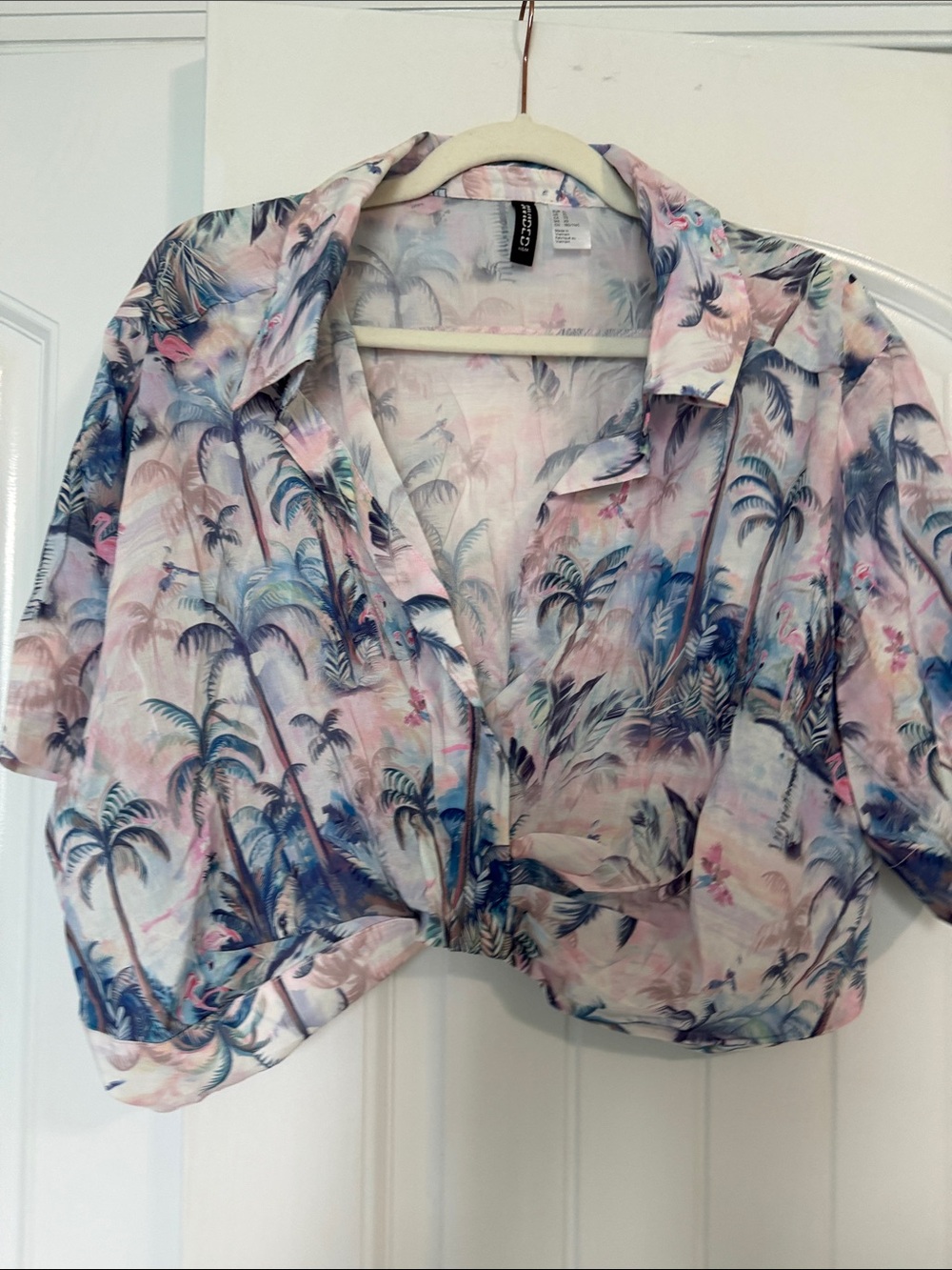 H&M Pastel Palm Cropped Button-Up Top